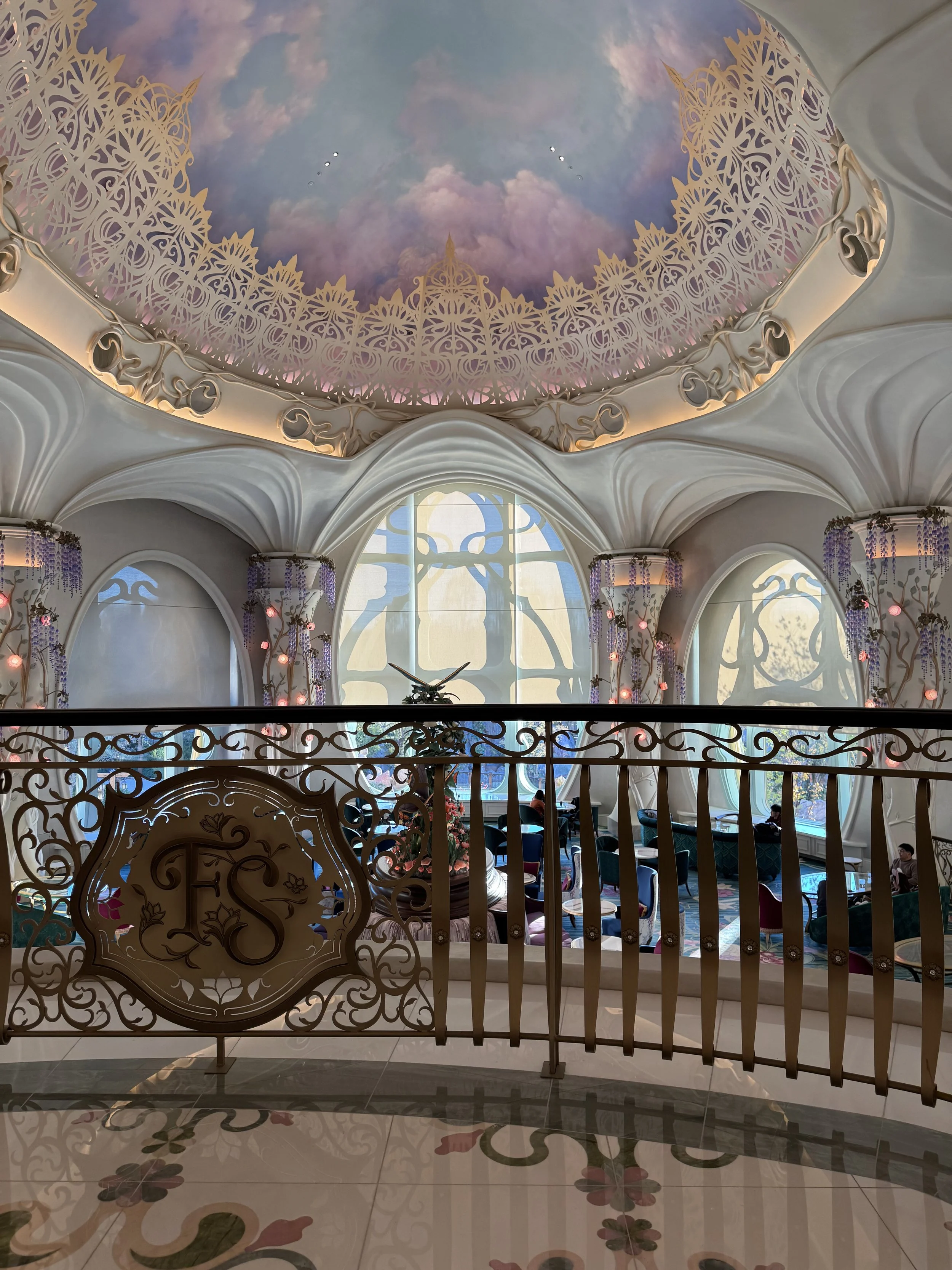 Tokyo Disney Resort: Fantasy Springs Hotel Review | room details